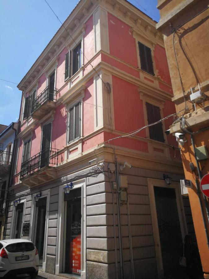 B&B Palazzo De "Il Nuovo Duca Minimo" Pescara Bagian luar foto