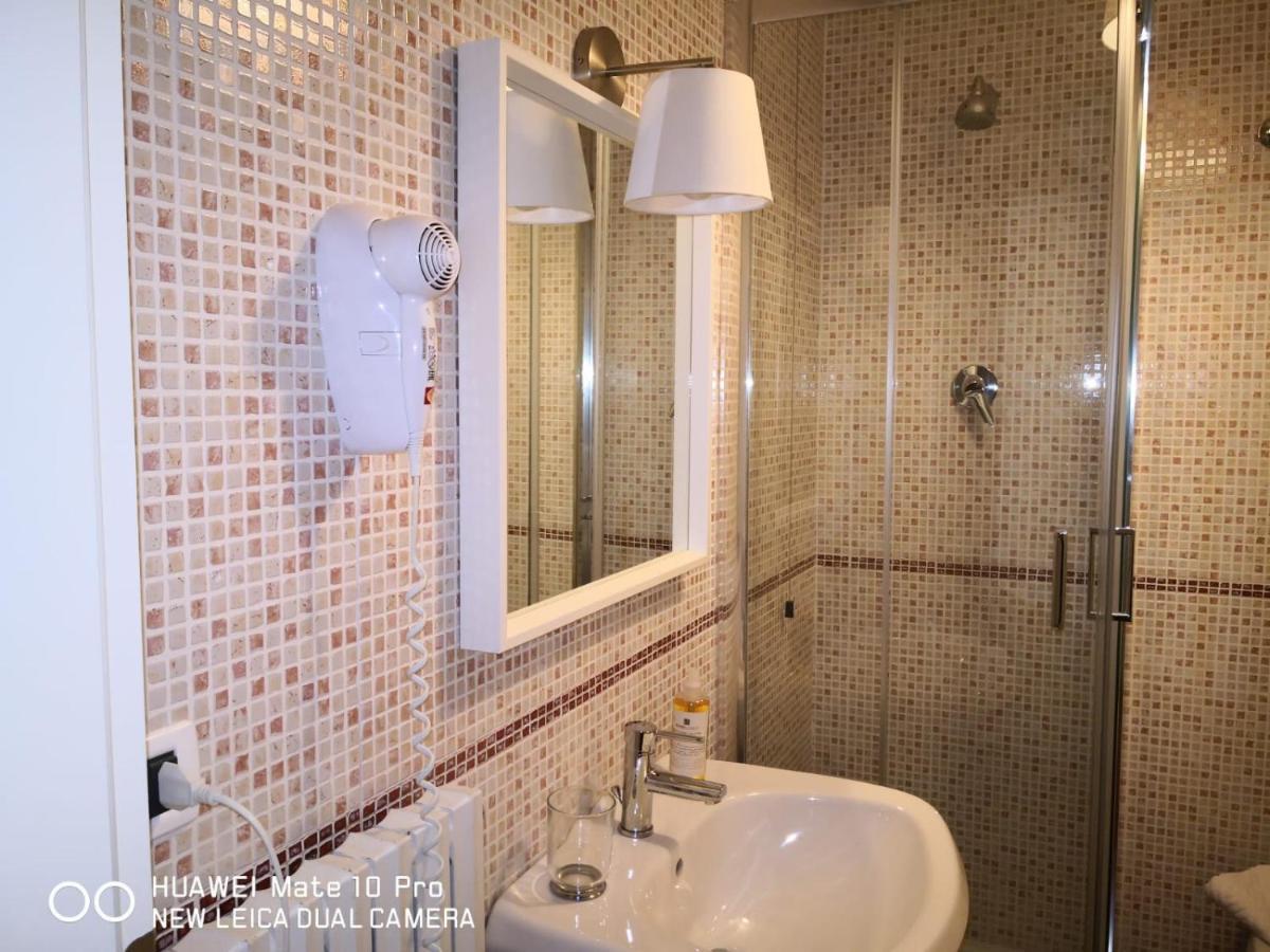 B&B Palazzo De "Il Nuovo Duca Minimo" Pescara Bagian luar foto